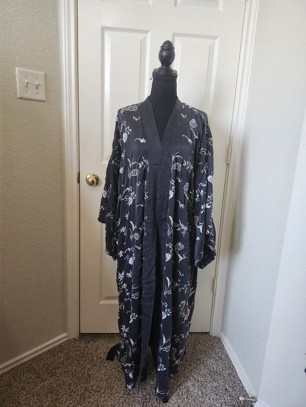 Victorias Secret Silk Black Floral Long Kimono Jacket - Embriodery